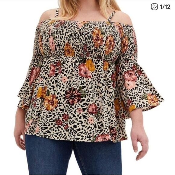 Torrid Leopard Floral Babydoll Smocked Cold Shoulder Top 1x - Picture 1 of 10